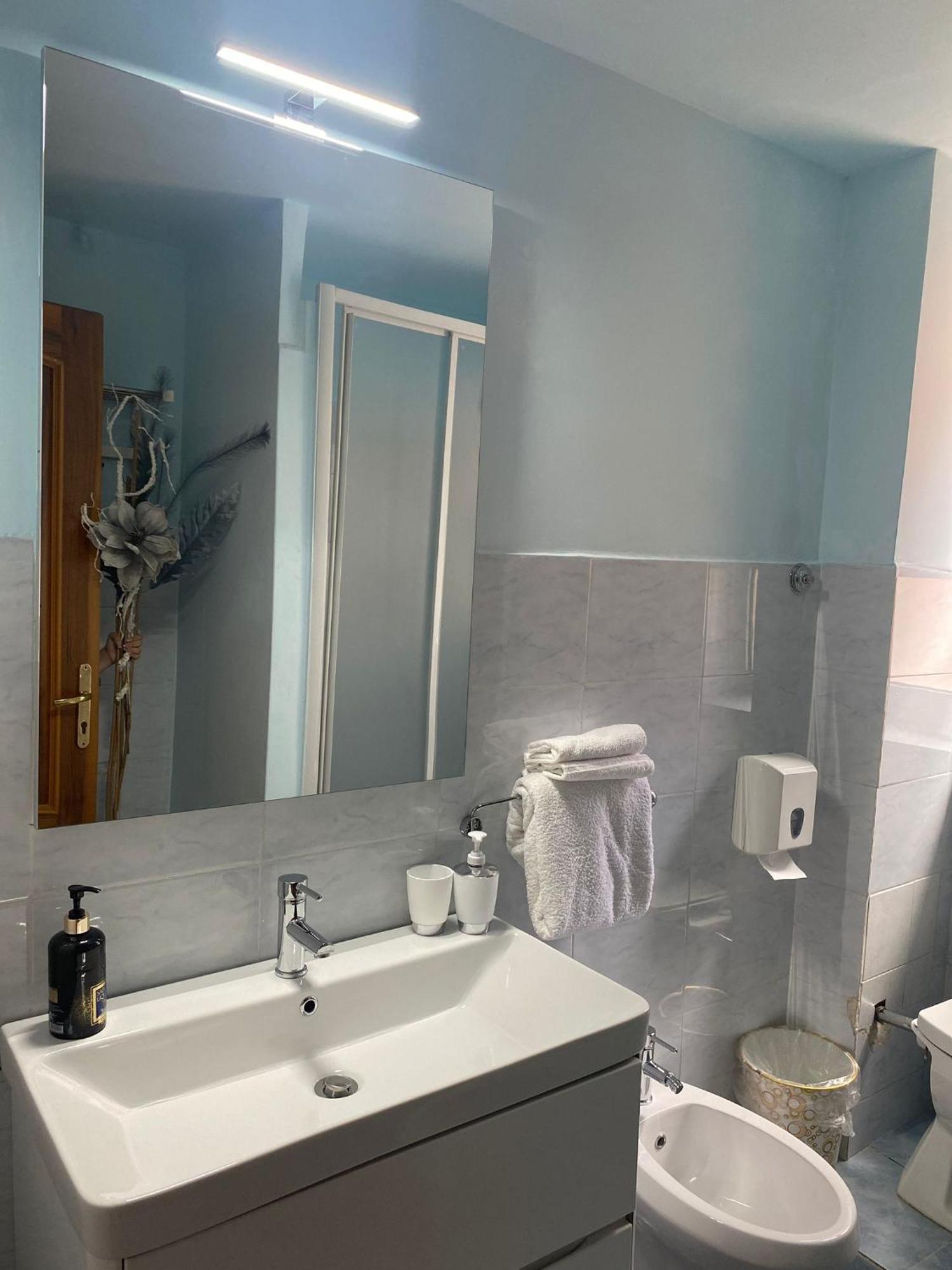 Guest House Fidardo โรม ภายนอก รูปภาพ